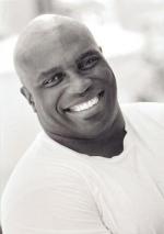 Лестер Спейт: 350x495 / 19 Кб