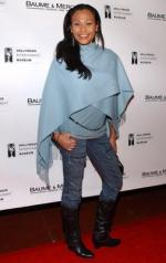 Cassandra Hepburn: 253x400 / 21 Кб