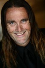 Лорин МакКрэйли: 320x480 / 28 Кб