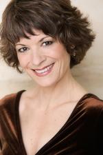 Пегги Данн: 480x720 / 60 Кб