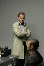 Карлос Бернард: 435x653 / 48 Кб