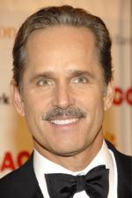 Грегори Харрисон: 269x400 / 24 Кб