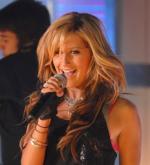 Эшли Тисдейл: 365x400 / 28 Кб