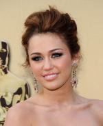 Майли Сайрус: 490x600 / 40 Кб