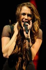 Майли Сайрус: 266x400 / 25 Кб