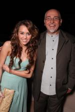 Майли Сайрус: 269x400 / 21 Кб