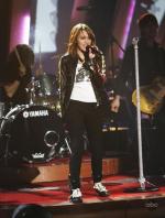 Майли Сайрус: 487x640 / 53 Кб