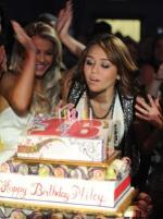 Майли Сайрус: 299x400 / 30 Кб