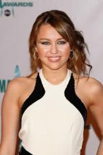 Майли Сайрус: 267x400 / 19 Кб