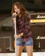 Майли Сайрус: 326x400 / 23 Кб