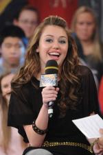 Майли Сайрус: 266x400 / 24 Кб