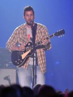 Адам Сэндлер: 304x400 / 21 Кб