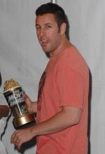 Адам Сэндлер: 275x400 / 17 Кб