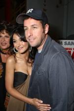 Адам Сэндлер: 267x400 / 22 Кб