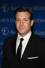 Джейсон Судейкис: 267x400 / 15 Кб