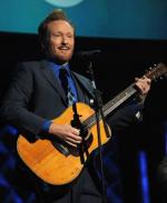 Конан О'Брайен: 328x400 / 23 Кб