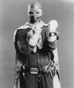 Дэймон Уайанс: 1734x2048 / 352 Кб