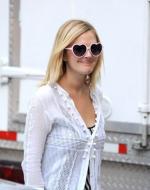 Дрю Бэрримор: 316x400 / 23 Кб