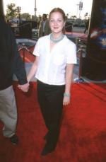 Дрю Бэрримор: 263x400 / 18 Кб