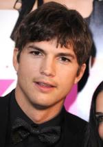 Эштон Кутчер: 281x400 / 22 Кб