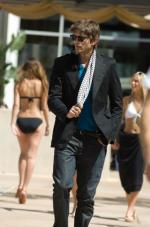 Эштон Кутчер: 398x600 / 40 Кб