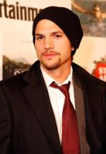 Эштон Кутчер: 276x400 / 21 Кб