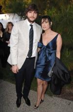 Эштон Кутчер: 264x400 / 27 Кб