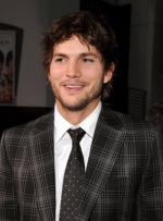 Эштон Кутчер: 296x400 / 25 Кб