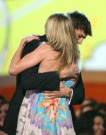 Эштон Кутчер: 313x400 / 25 Кб