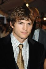 Эштон Кутчер: 266x400 / 21 Кб