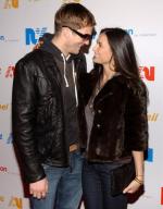 Эштон Кутчер: 313x400 / 30 Кб