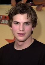Эштон Кутчер: 279x400 / 17 Кб