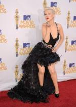 Кристина Агилера: 286x400 / 26 Кб