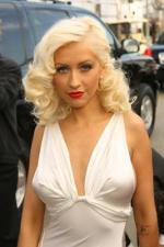 Кристина Агилера: 267x400 / 24 Кб