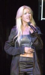 Кристина Агилера: 243x400 / 19 Кб