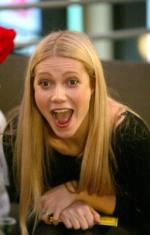 Гвинет Пэлтроу: 256x400 / 22 Кб