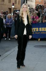 Гвинет Пэлтроу: 262x400 / 27 Кб