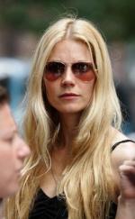 Гвинет Пэлтроу: 247x400 / 24 Кб