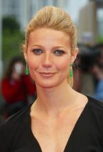 Гвинет Пэлтроу: 271x400 / 19 Кб