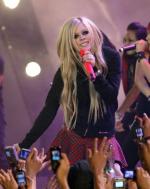 Аврил Лавин: 318x400 / 29 Кб