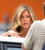 Дженнифер Энистон: 365x400 / 25 Кб