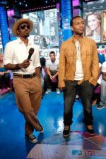 Андре Бенджамин: 266x400 / 35 Кб