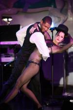 Ашер Рэймонд: 267x400 / 22 Кб