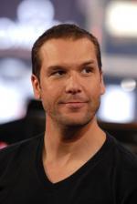 Дейн Кук: 269x400 / 17 Кб