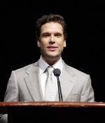 Дейн Кук: 344x400 / 19 Кб