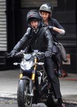 Шайа ЛаБаф: 287x400 / 28 Кб