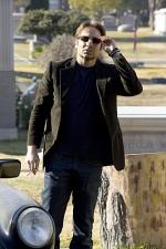 Дэвид Духовны: 334x500 / 44 Кб