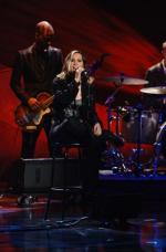 Аланис Мориссетт: 264x400 / 22 Кб