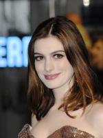 Энн Хэтэуэй: 960x1280 / 187 Кб