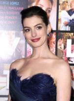 Энн Хэтэуэй: 293x400 / 26 Кб